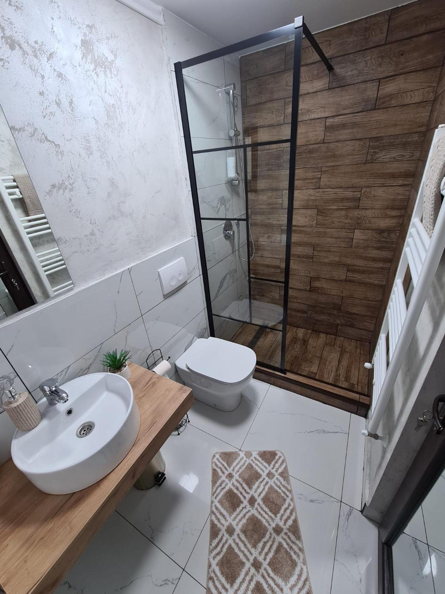 Bella Vista Bungalow Turda Phòng bức ảnh